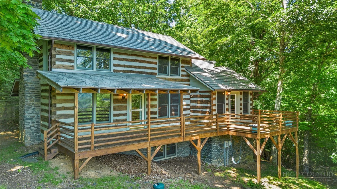Image number 4 for the current listing