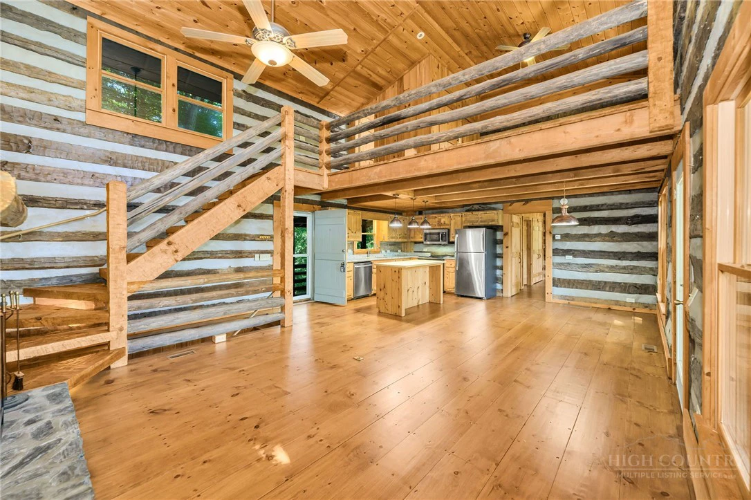 Image number 12 for the current listing