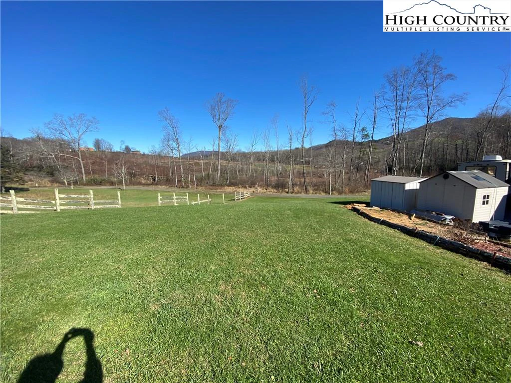 Image number 9 for the current listing