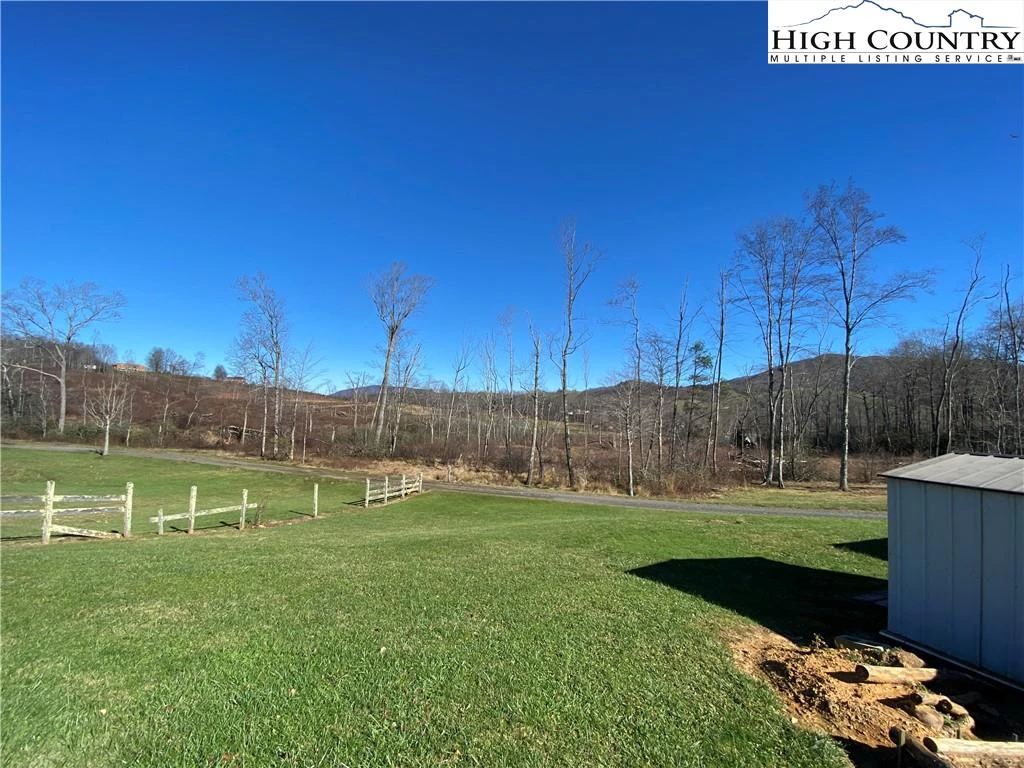 Image number 2 for the current listing