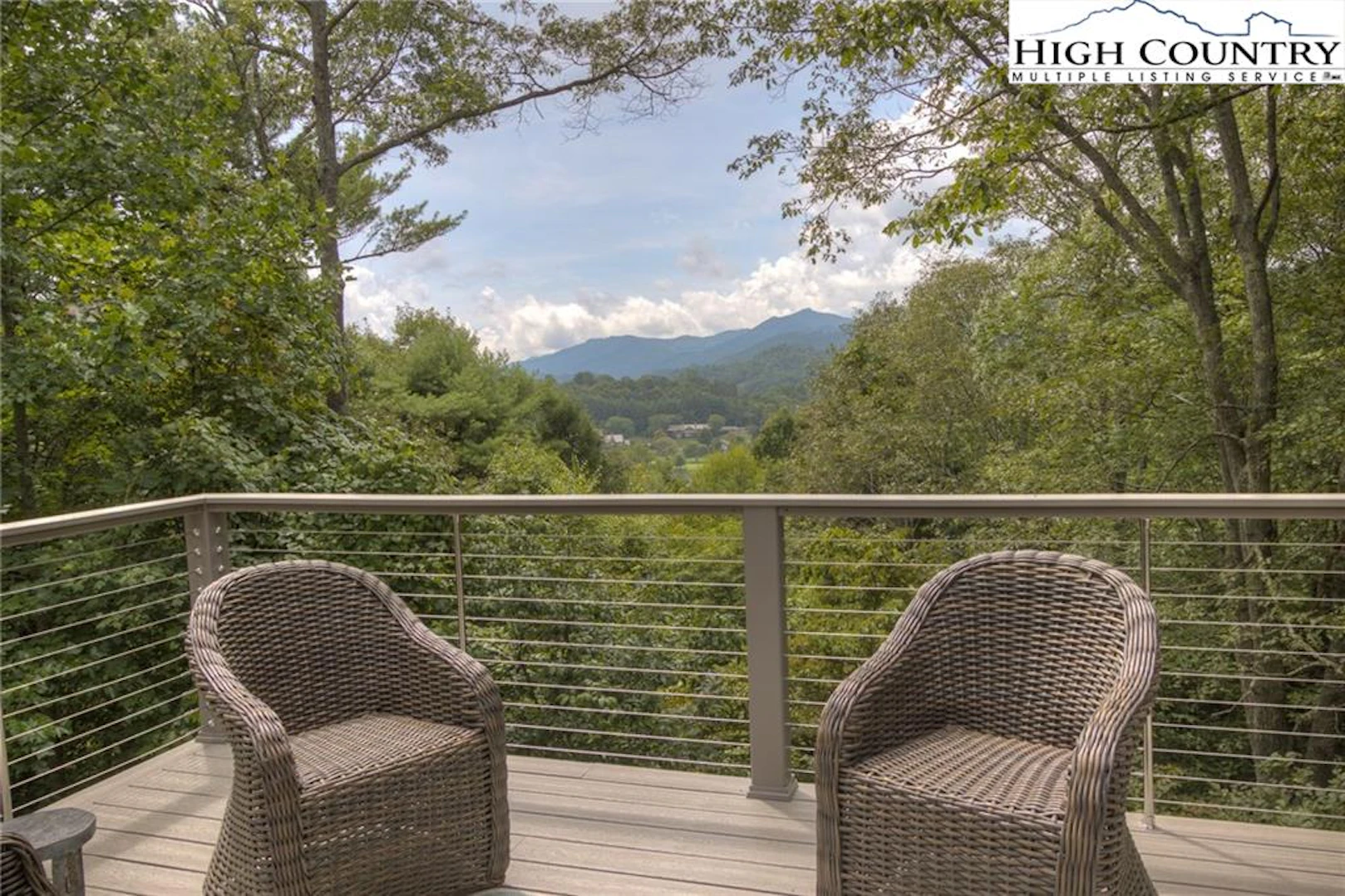 Image number 20 for the current listing