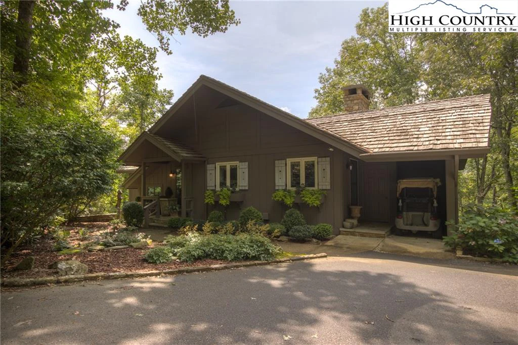 Image number 12 for the current listing