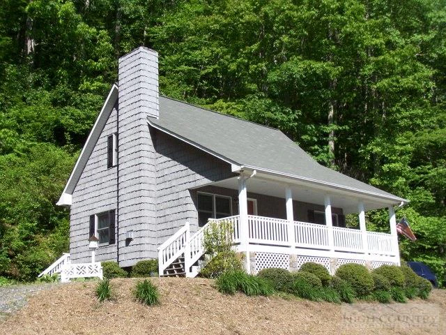 Image number 1 for the current listing