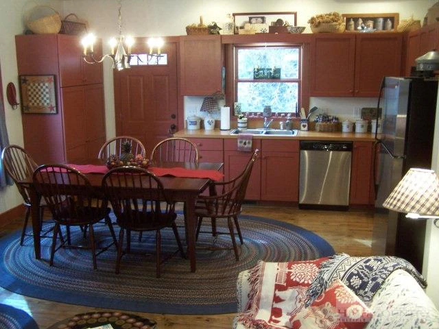 Image number 3 for the current listing