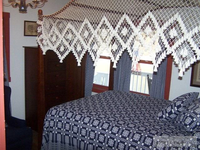 Image number 9 for the current listing