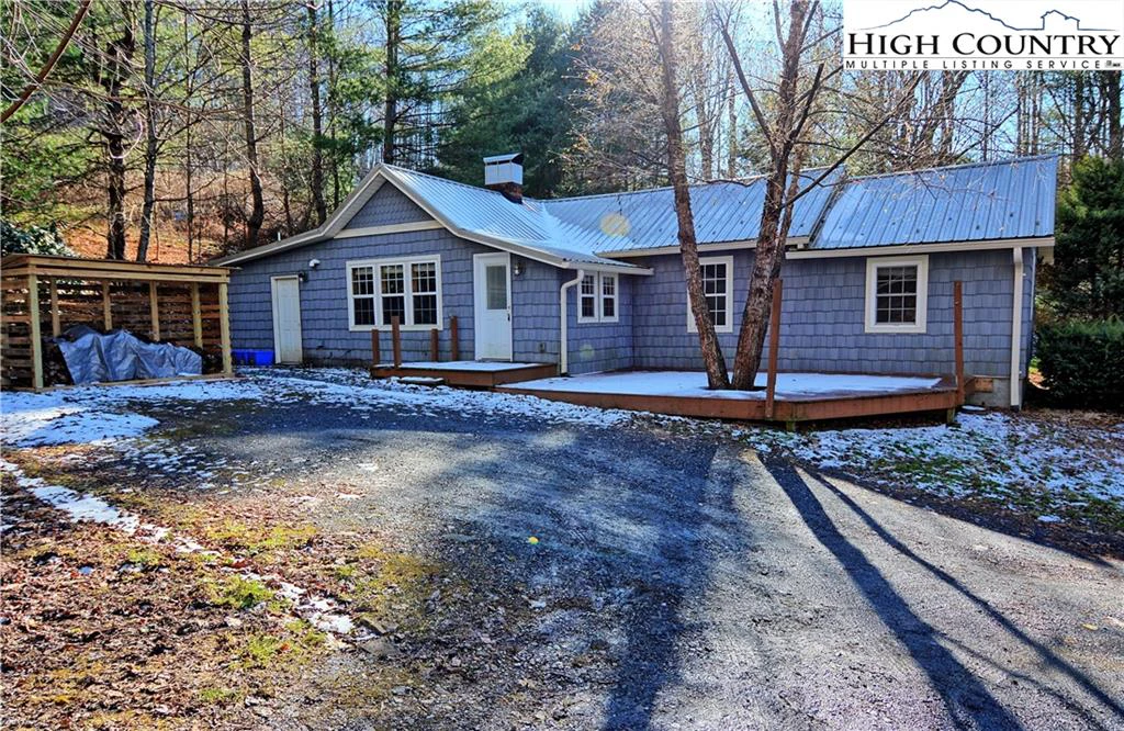 Image number 1 for the current listing