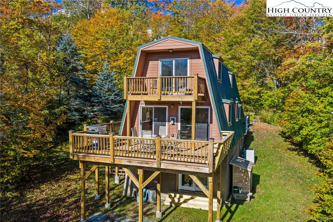 Image number 18 for the current listing