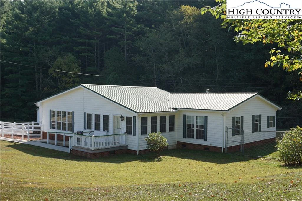 Image number 1 for the current listing
