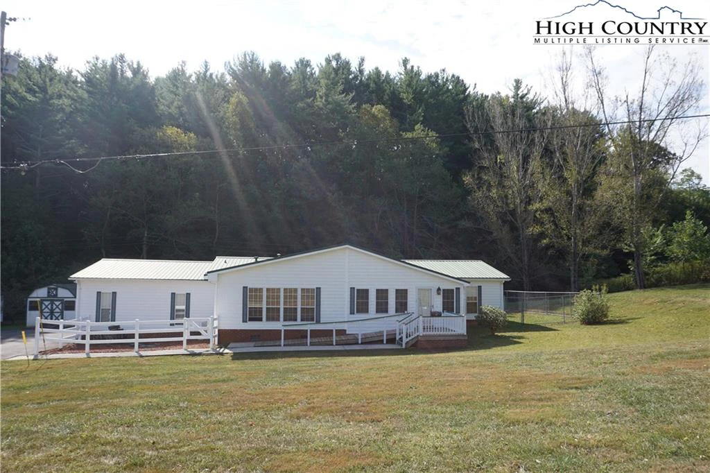 Image number 18 for the current listing