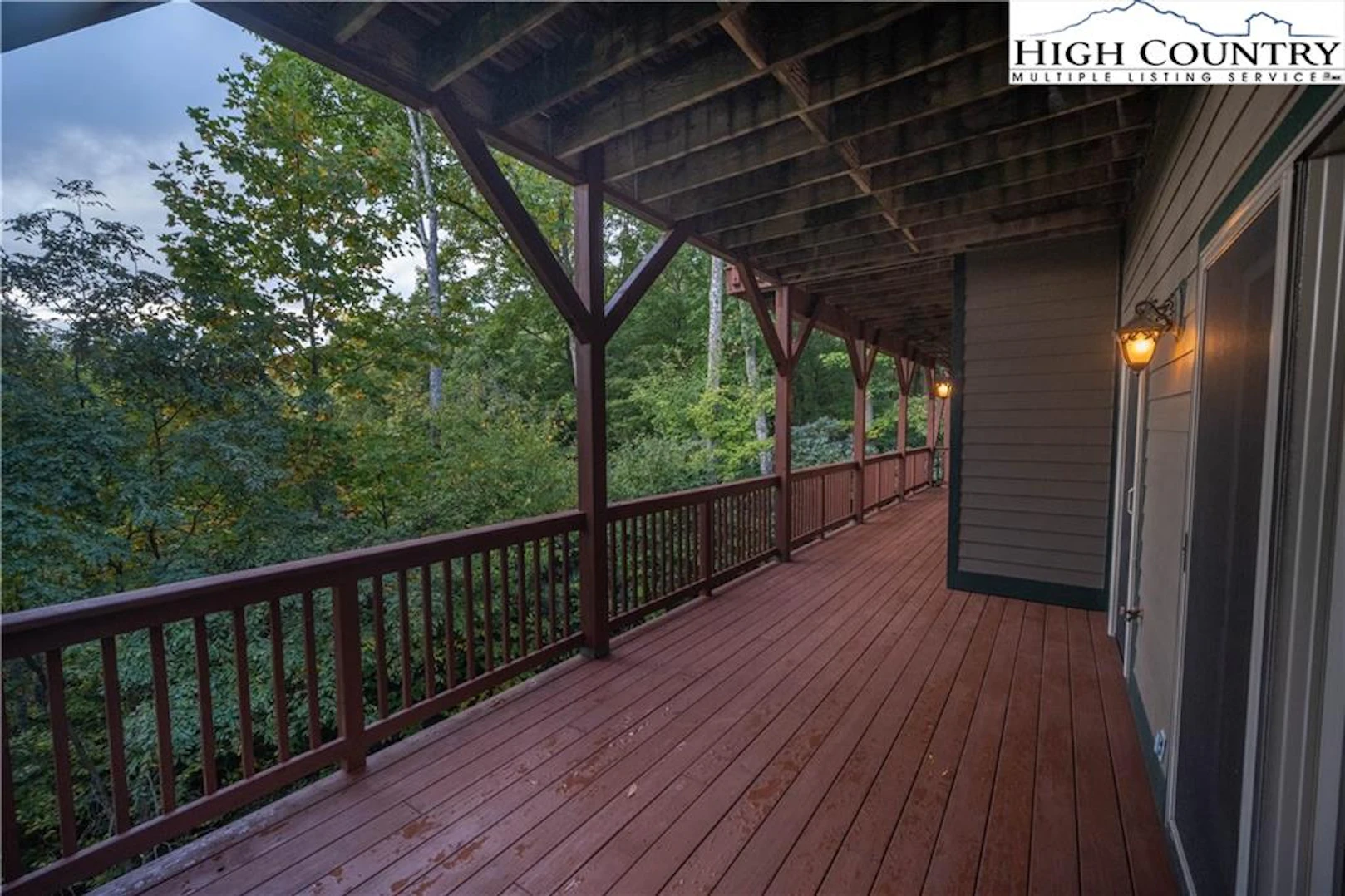 Image number 12 for the current listing