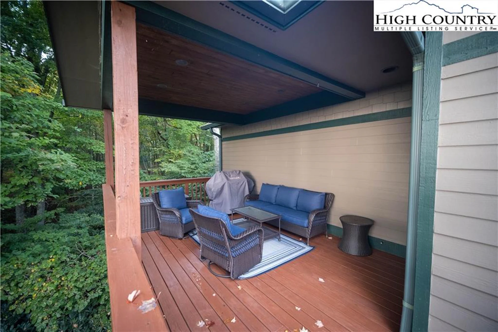Image number 2 for the current listing