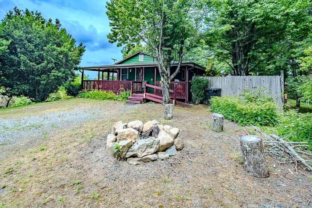 Image number 30 for the current listing