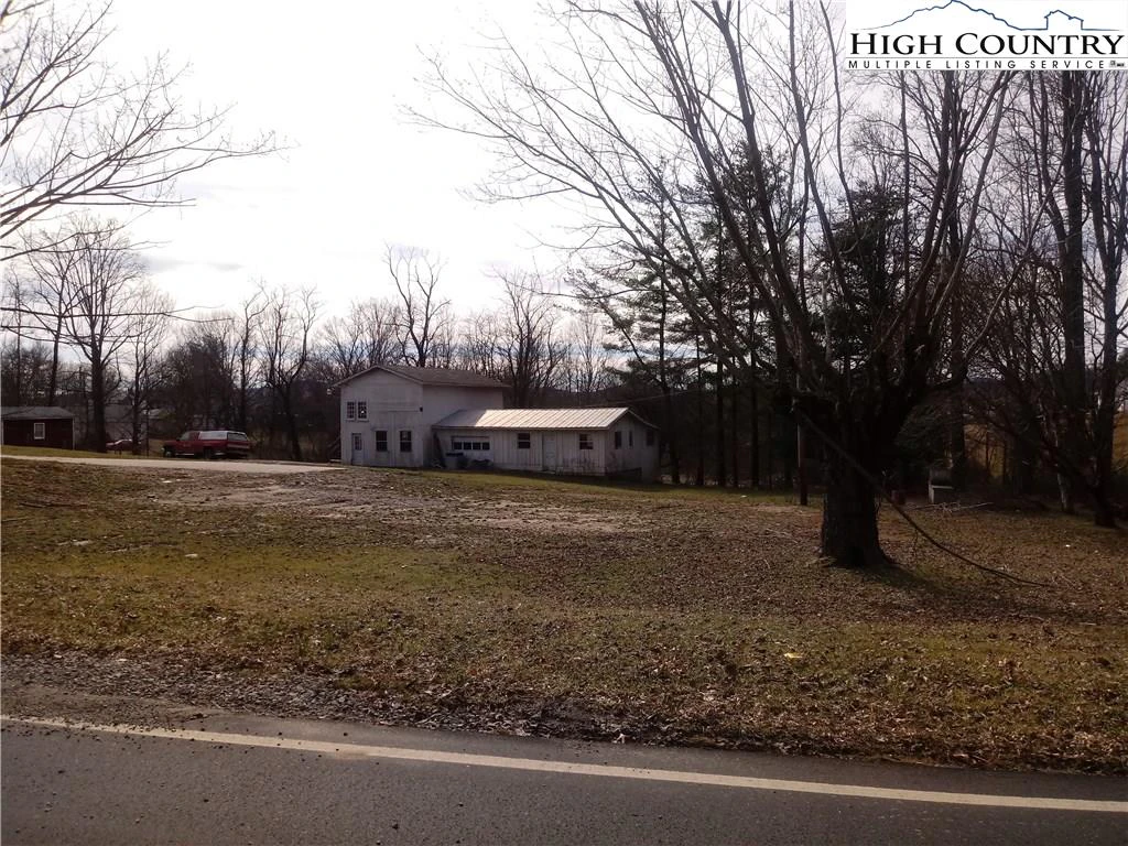 Image number 1 for the current listing