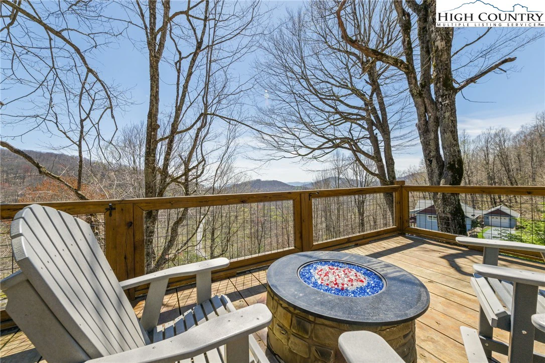 Image number 18 for the current listing
