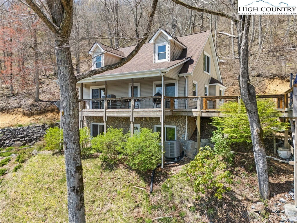 Image number 12 for the current listing