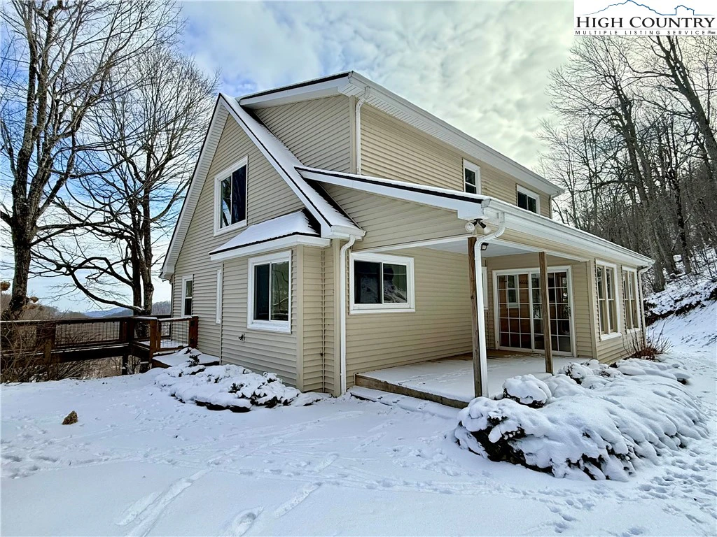 Image number 1 for the current listing