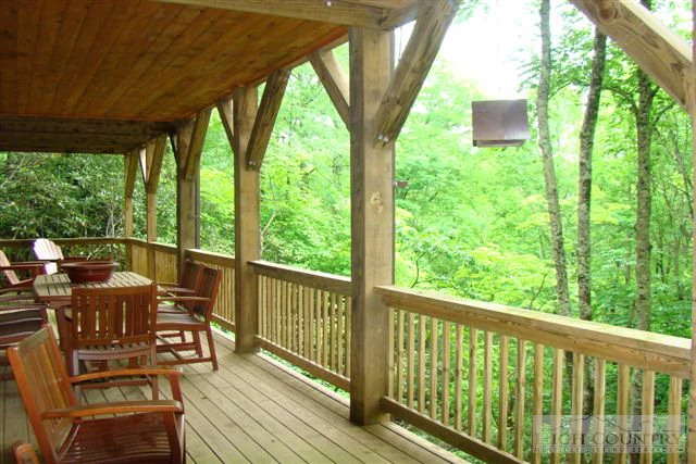 Image number 11 for the current listing