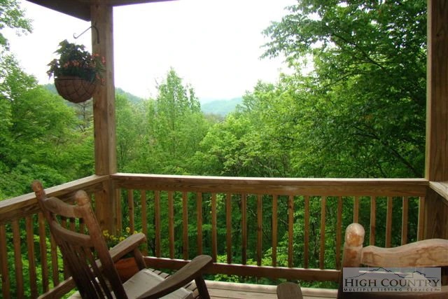 Image number 23 for the current listing
