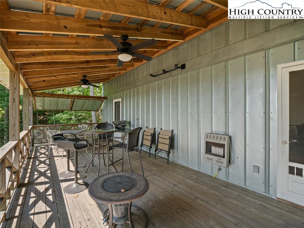 Image number 5 for the current listing