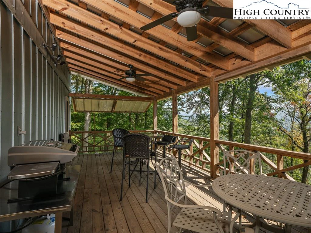 Image number 6 for the current listing