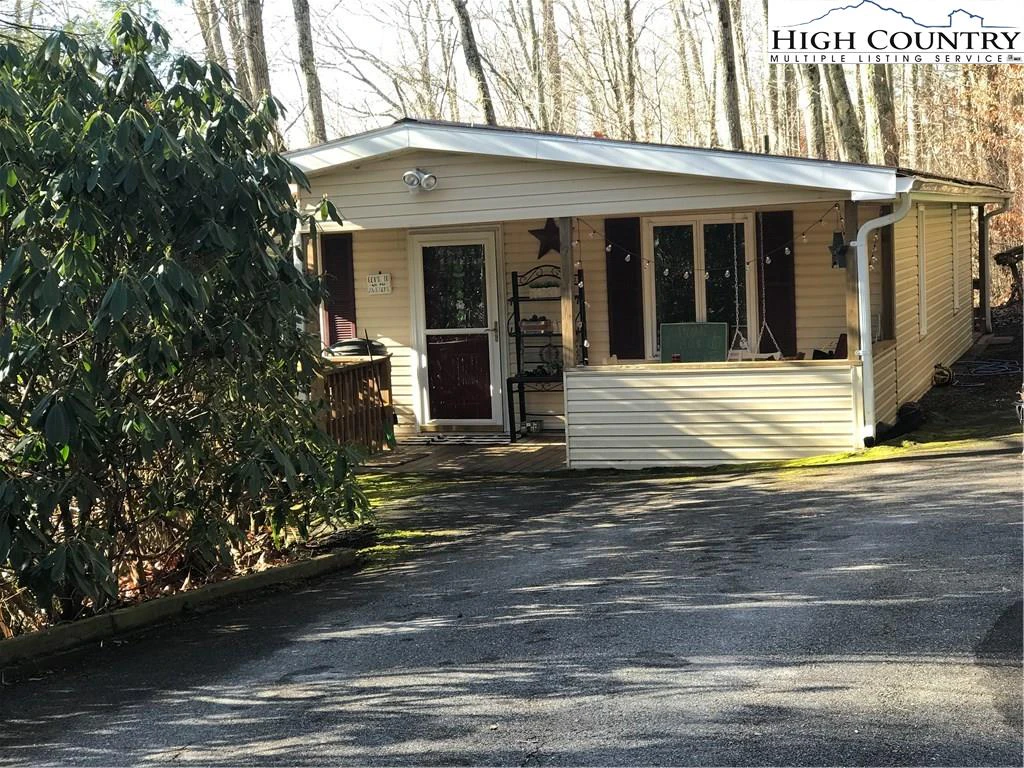 Image number 3 for the current listing