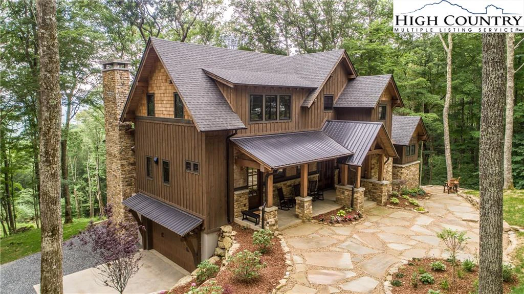 Image number 1 for the current listing