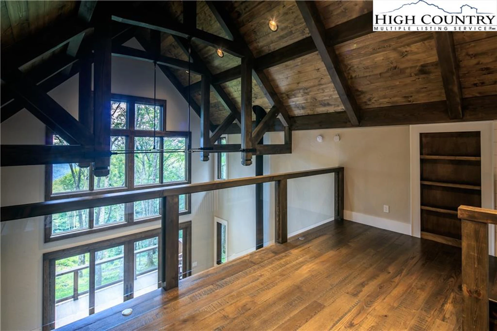 Image number 6 for the current listing