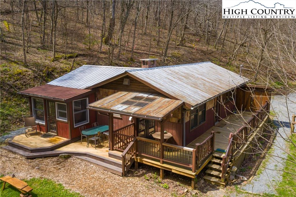 Image number 4 for the current listing