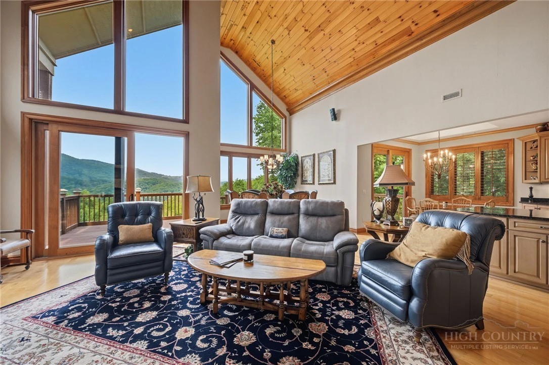 Image number 6 for the current listing
