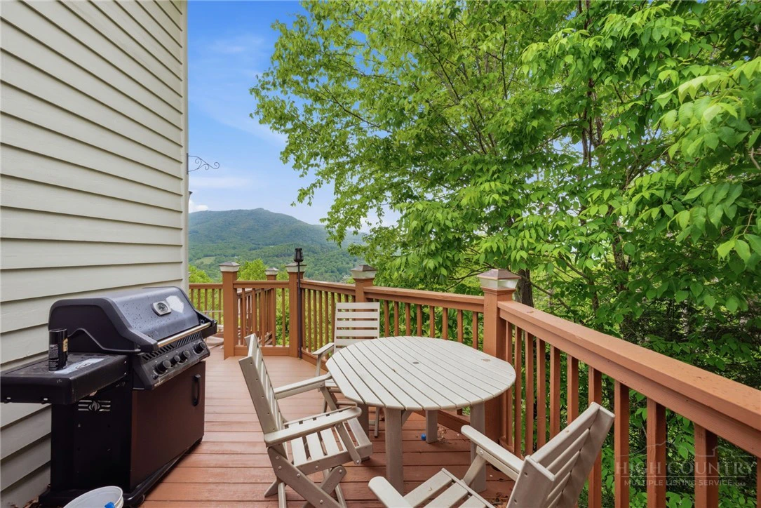 Image number 10 for the current listing