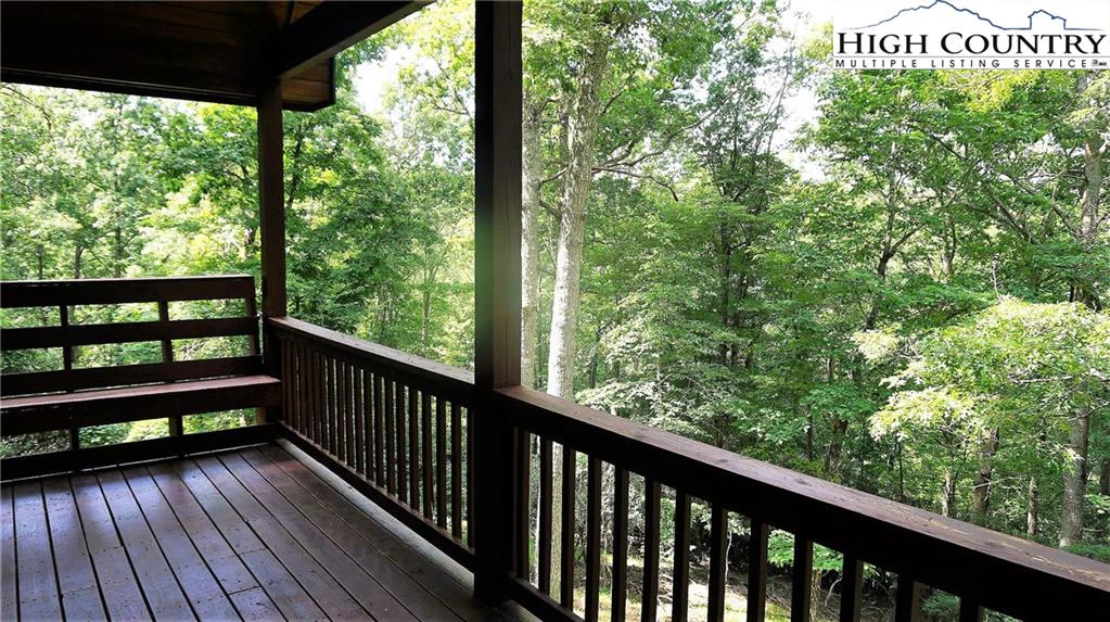 Image number 10 for the current listing