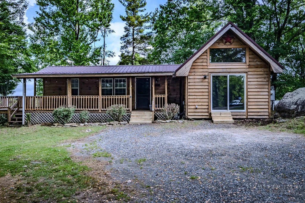 Image number 3 for the current listing