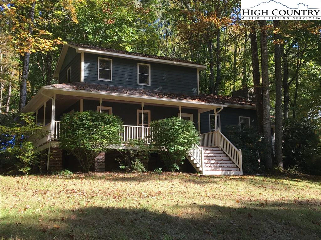 Image number 1 for the current listing