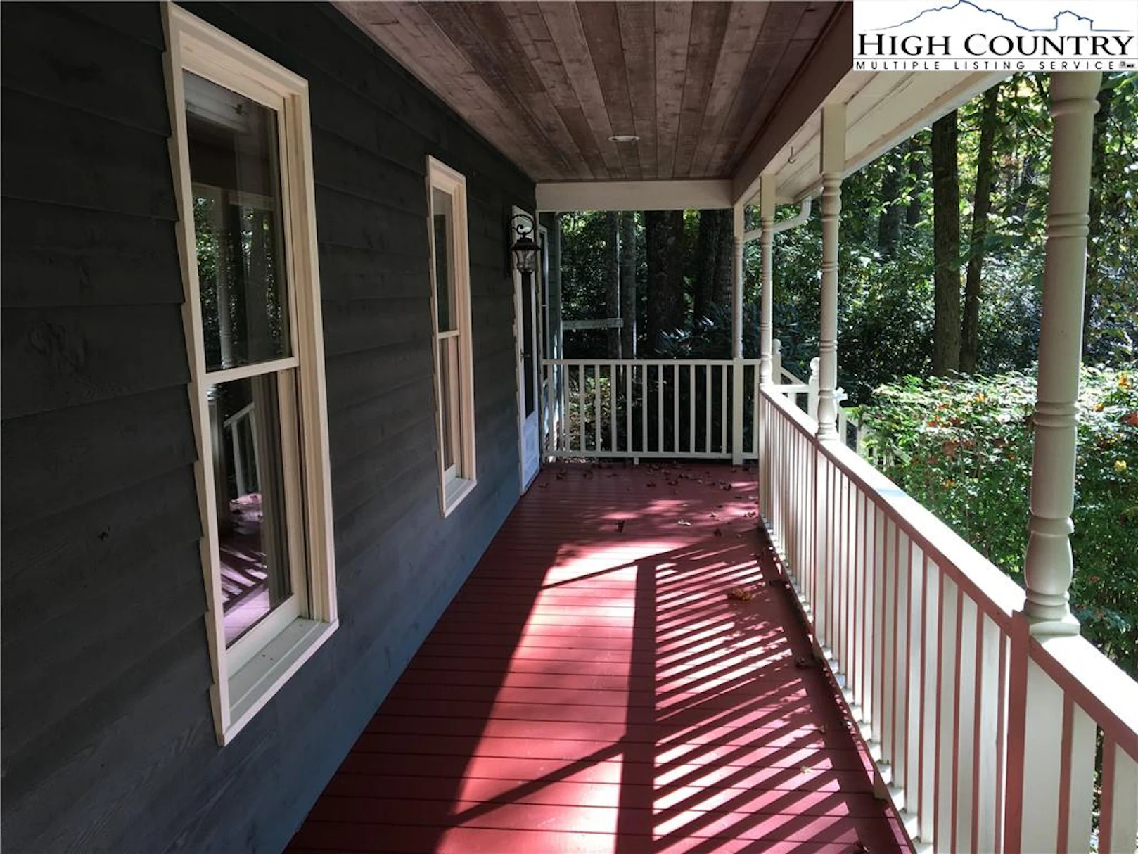 Image number 17 for the current listing