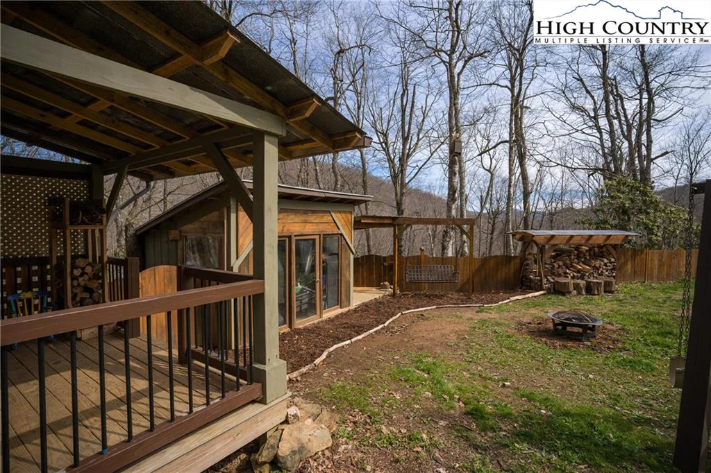 Image number 3 for the current listing