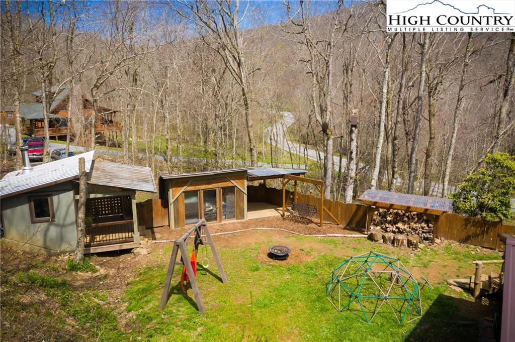 Image number 18 for the current listing