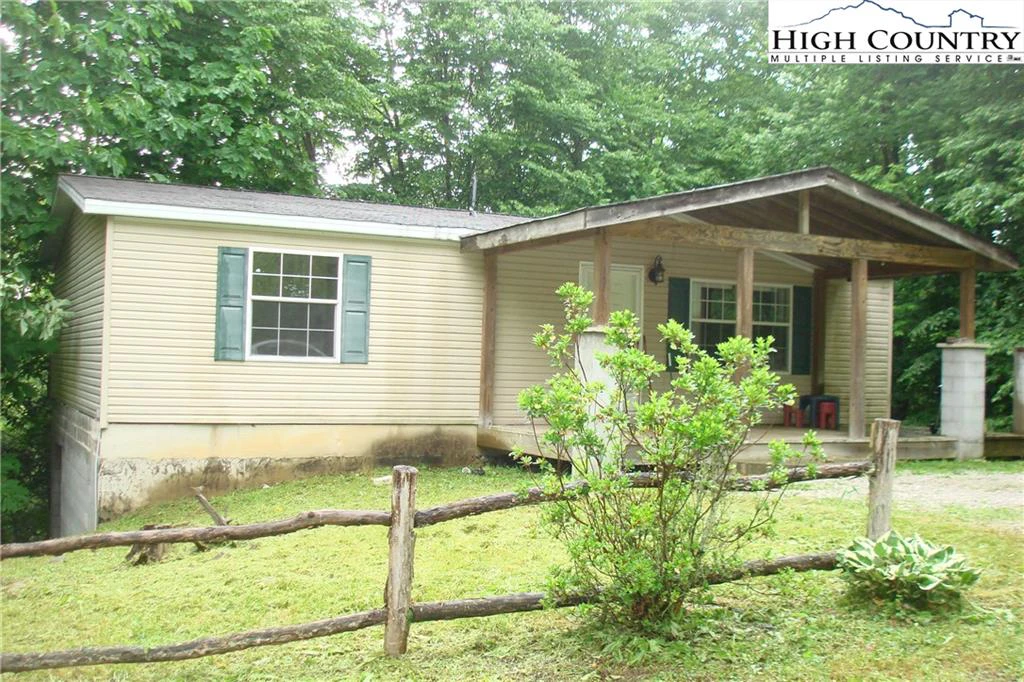 Image number 1 for the current listing