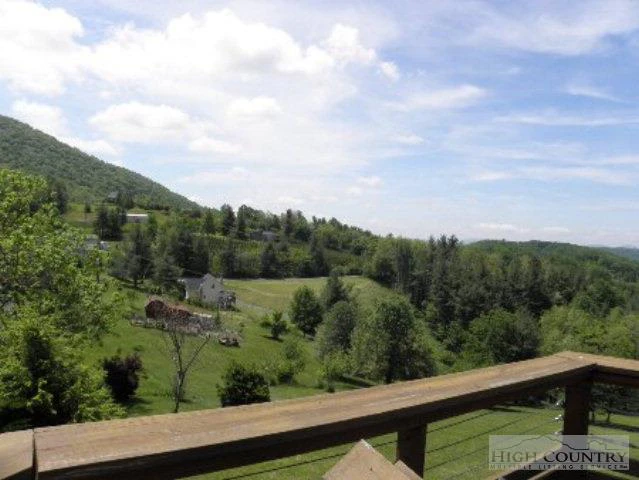 Image number 10 for the current listing