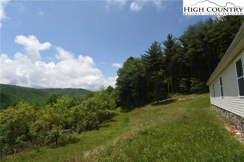Image number 7 for the current listing