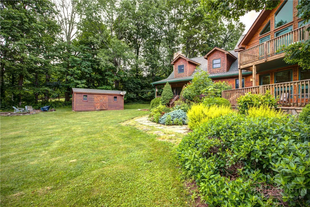 Image number 4 for the current listing