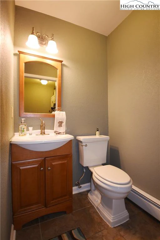 Image number 9 for the current listing