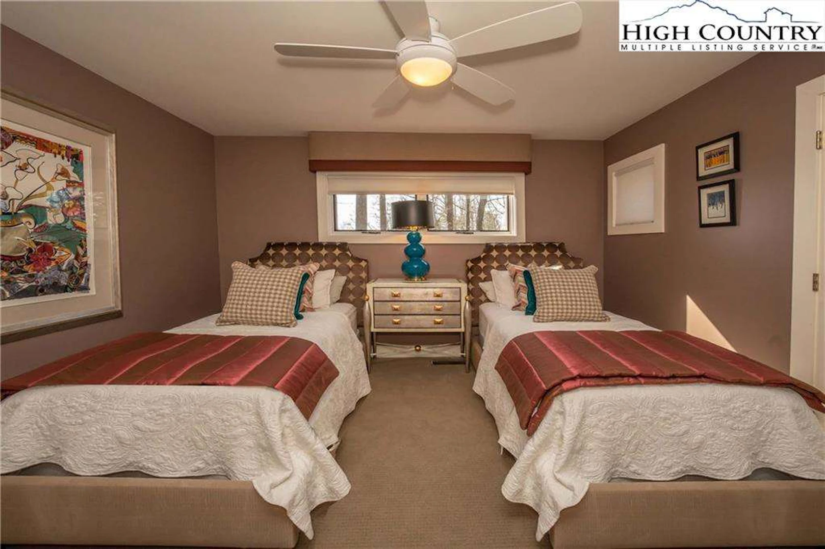 Image number 7 for the current listing