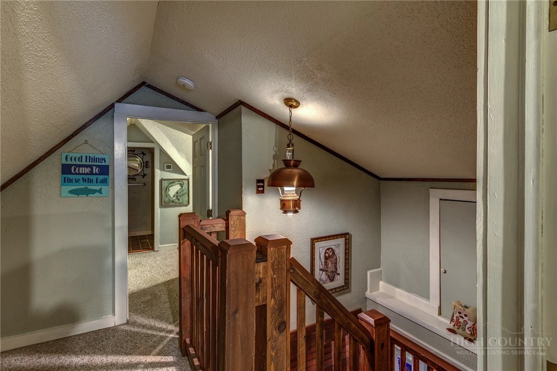 Image number 11 for the current listing