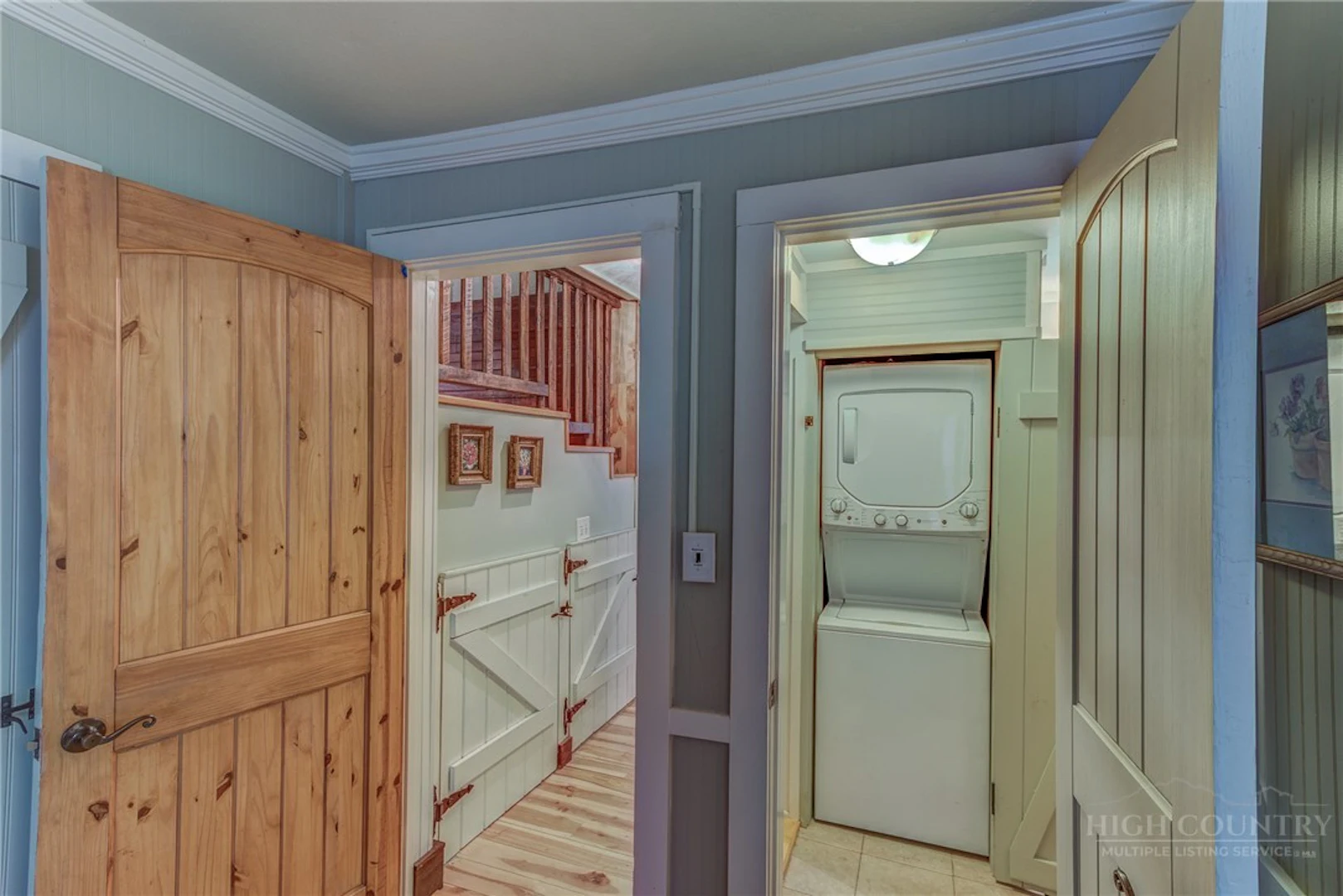 Image number 16 for the current listing