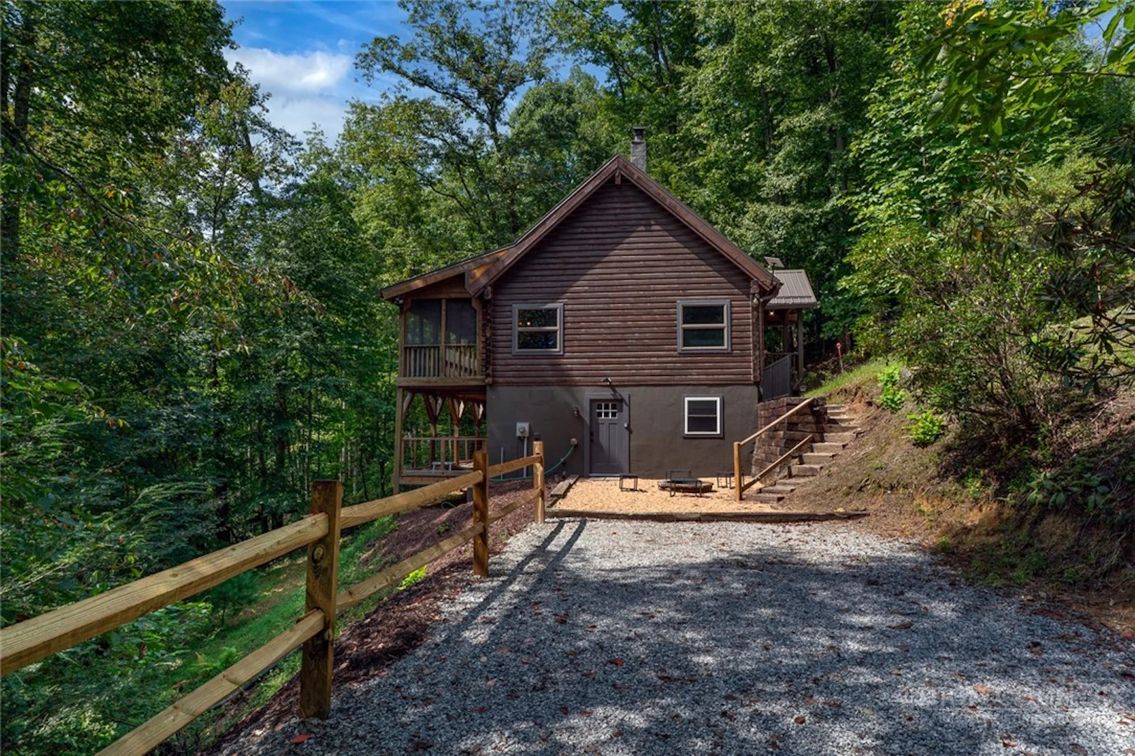 Image number 2 for the current listing