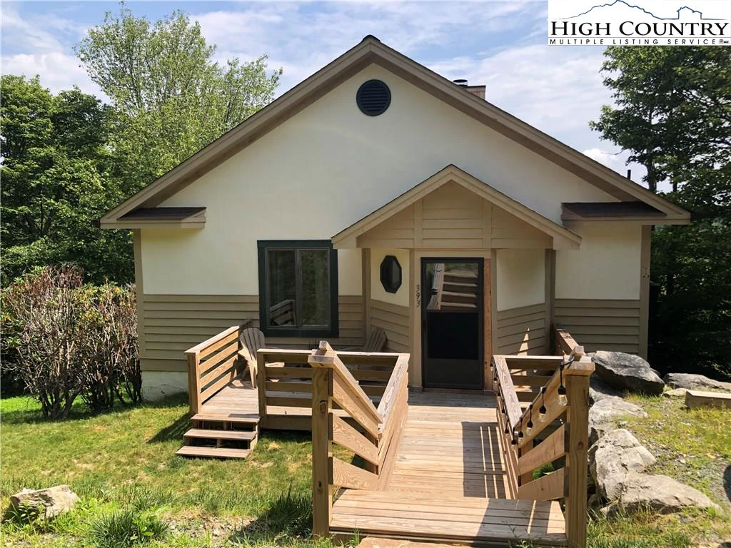 Image number 1 for the current listing