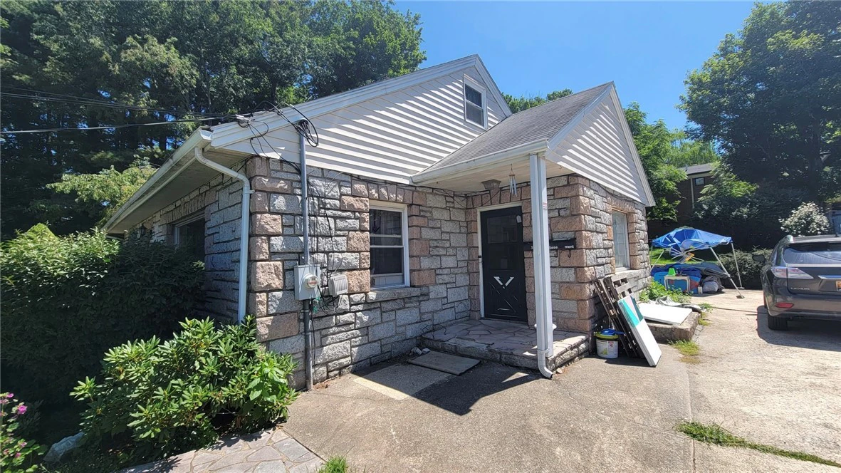Image number 8 for the current listing