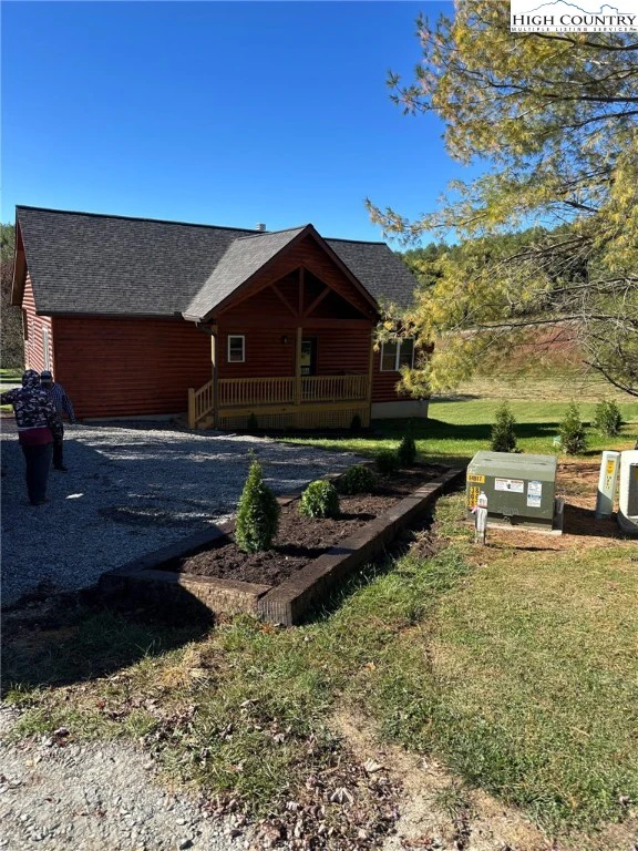 Image number 1 for the current listing