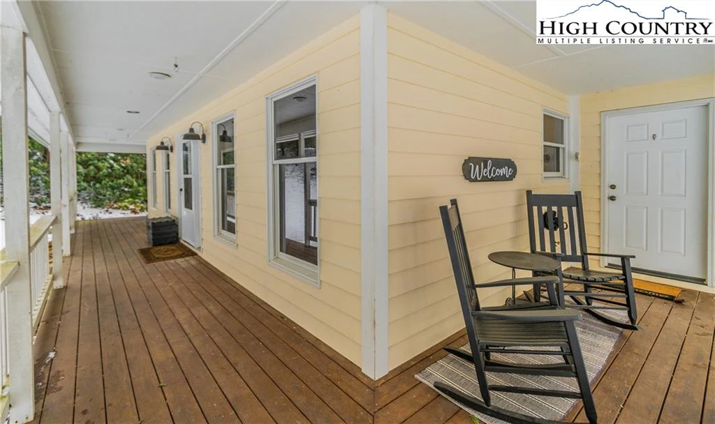 Image number 2 for the current listing