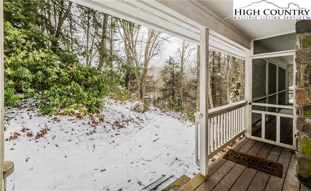 Image number 12 for the current listing